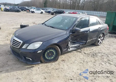 2011 Mercedes-Benz E 350 4Matic z USA, uszkodzony, nr VIN WDDHF8HB0BA433343